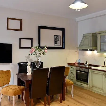 Aparthotel Dali 3*