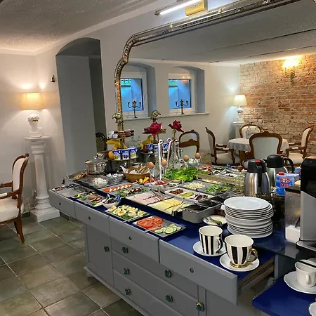 Dali Apartmanhotel 3*
