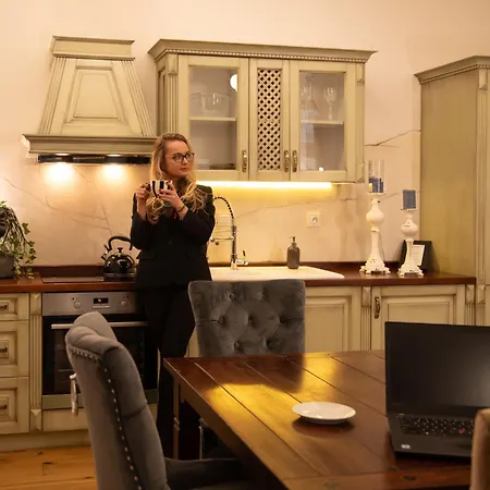 Апарт-отель Dali 4*