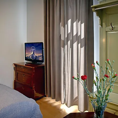 Апарт-отель Dali 4*